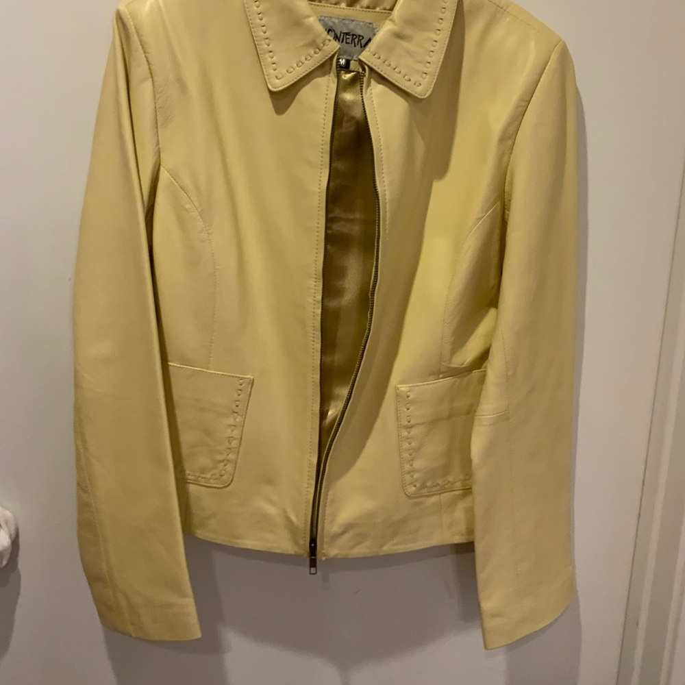 MONTERRA beautiful  leather Jacket butter yellow medium new never worn